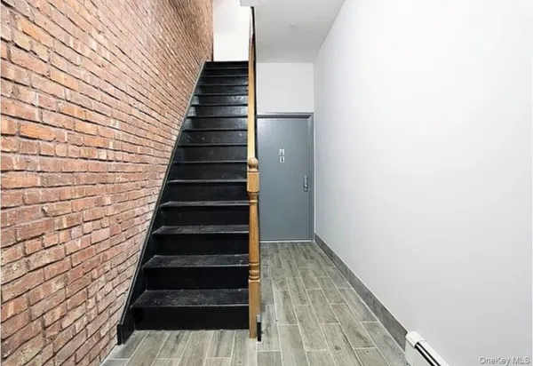 a view of entryway