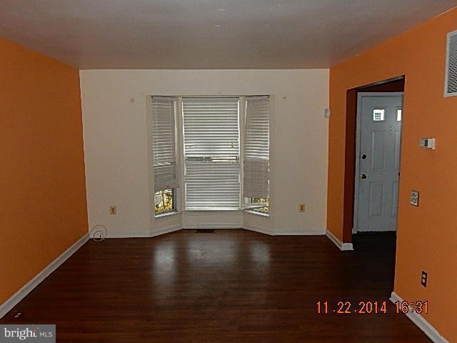224 Gentlebrook Road Owings Mills, MD 21117 - Photo 2 of 12 Living Room