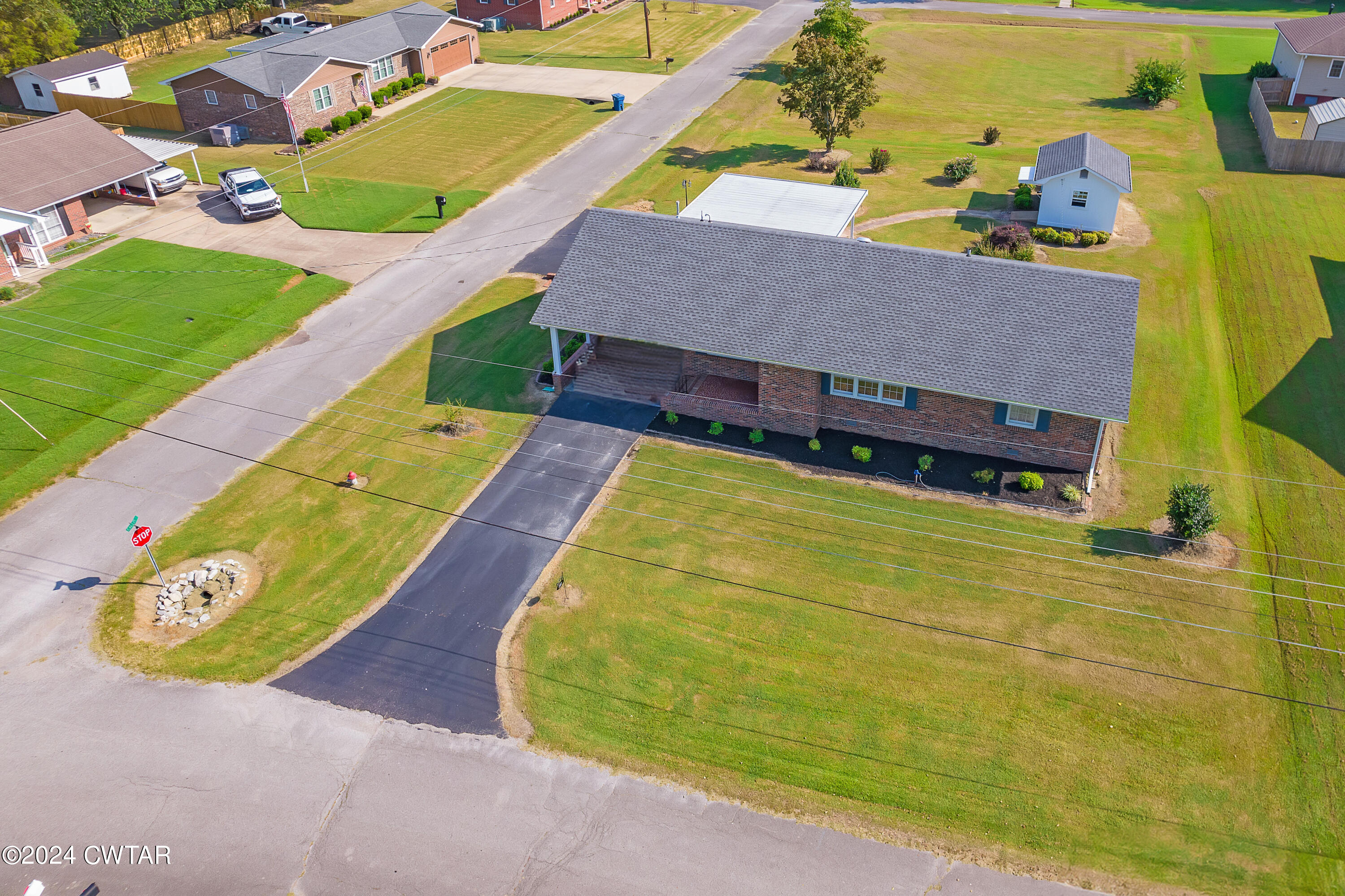 101 Hadley Drive Rutherford, TN 38369 - Photo 2 of 25 a view of a swimming pool with a yard
