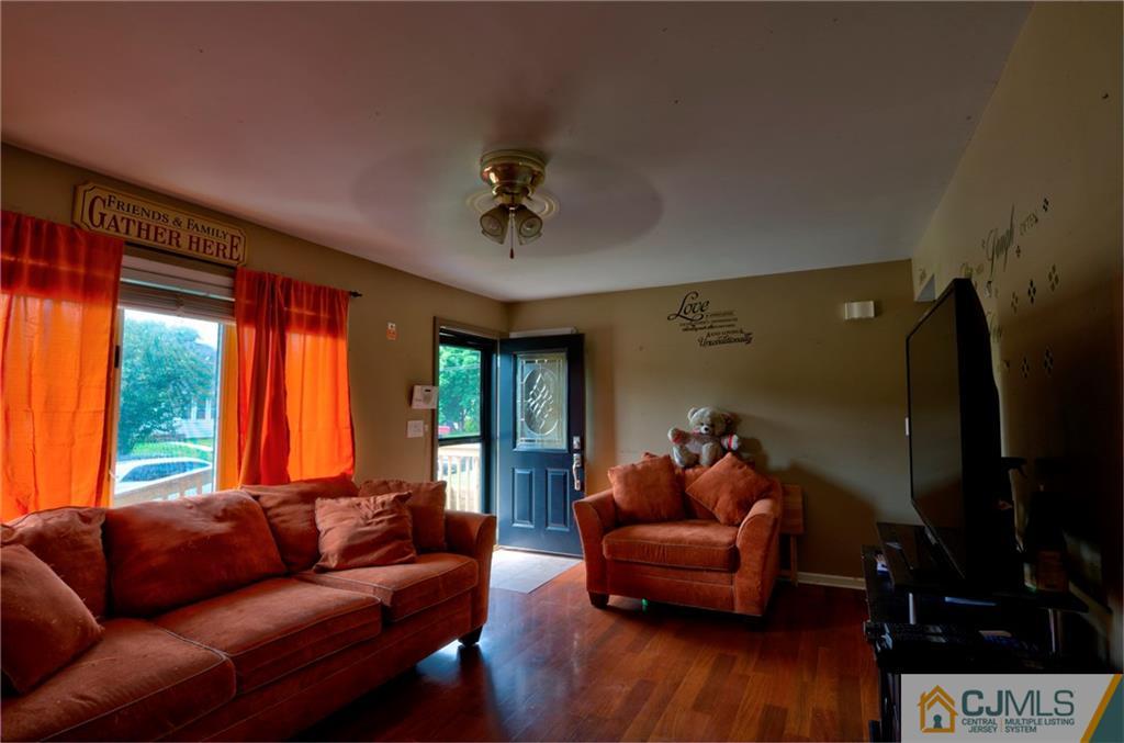 14 Kendall Road East Brunswick, NJ 08816 - Photo 6 of 10 Gallery Image 6