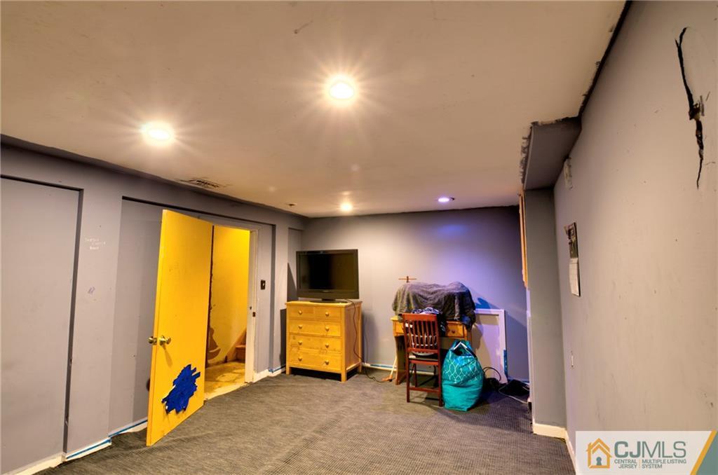 14 Kendall Road East Brunswick, NJ 08816 - Photo 10 of 10 Gallery Image 10