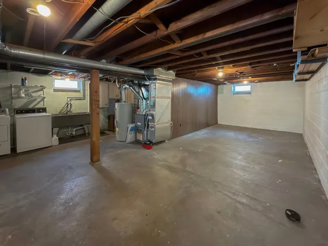 $285,000 | 8 Pointcross Drive, Circle Pines, MN 55014