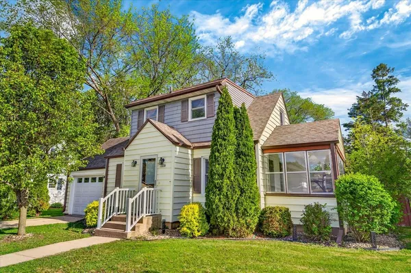 $345,000 | 1438 Ray Street, Black Earth, WI 53515