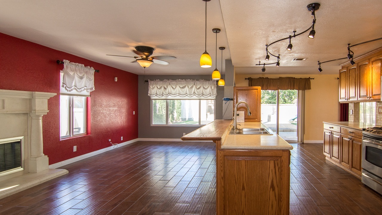 1678 Countryside Drive Vista, CA 92081 - Photo 11 of 16