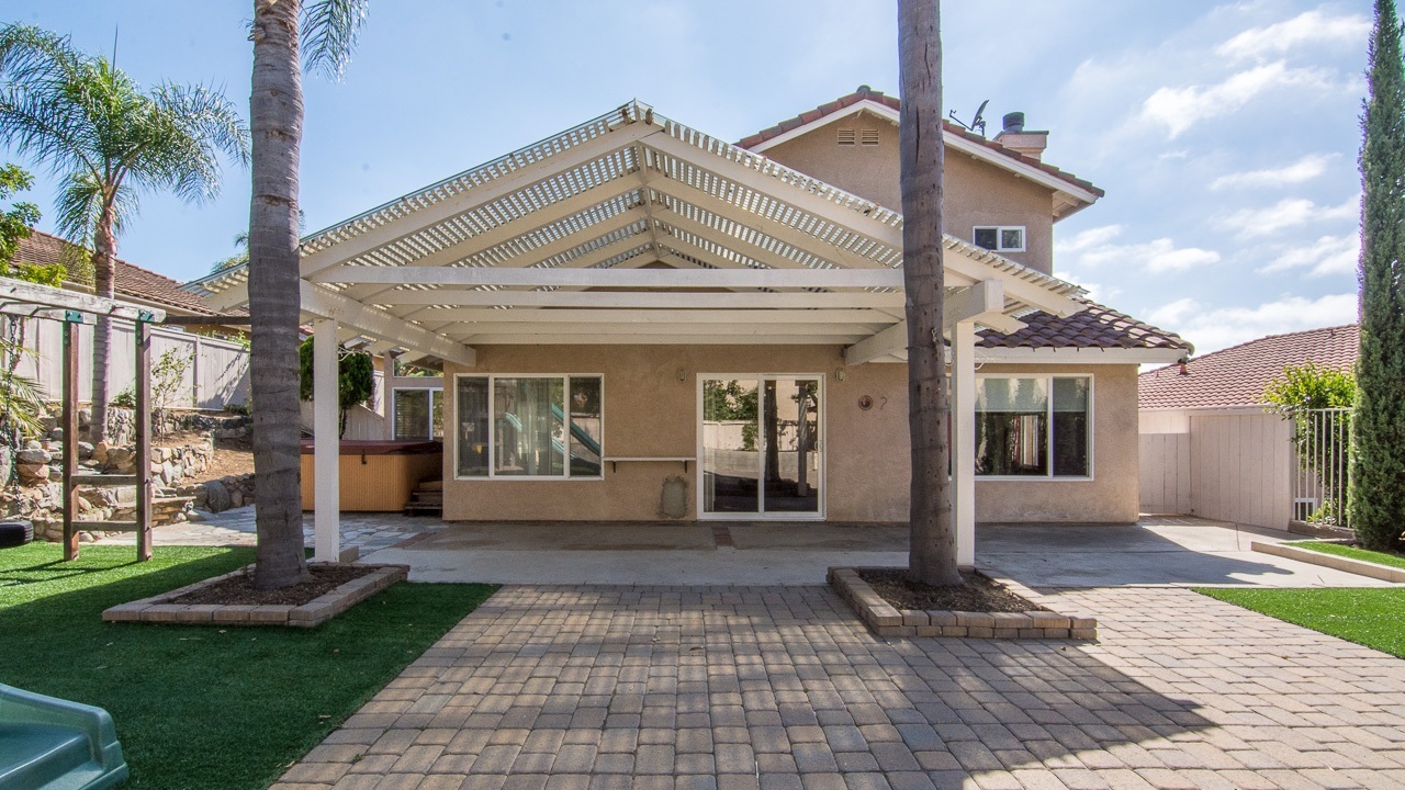 1678 Countryside Drive Vista, CA 92081 - Photo 8 of 16