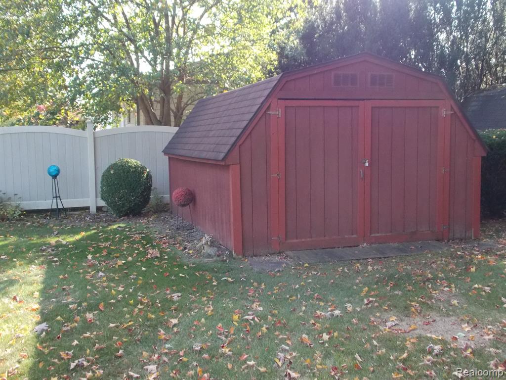 1496 Haines Road Lapeer, MI 48446 - Photo 25 of 28