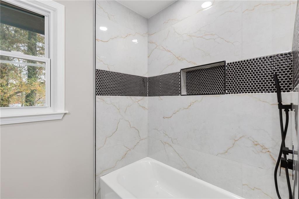 1784 South Deshon Road Lithonia, GA 30058 - Photo 18 of 29