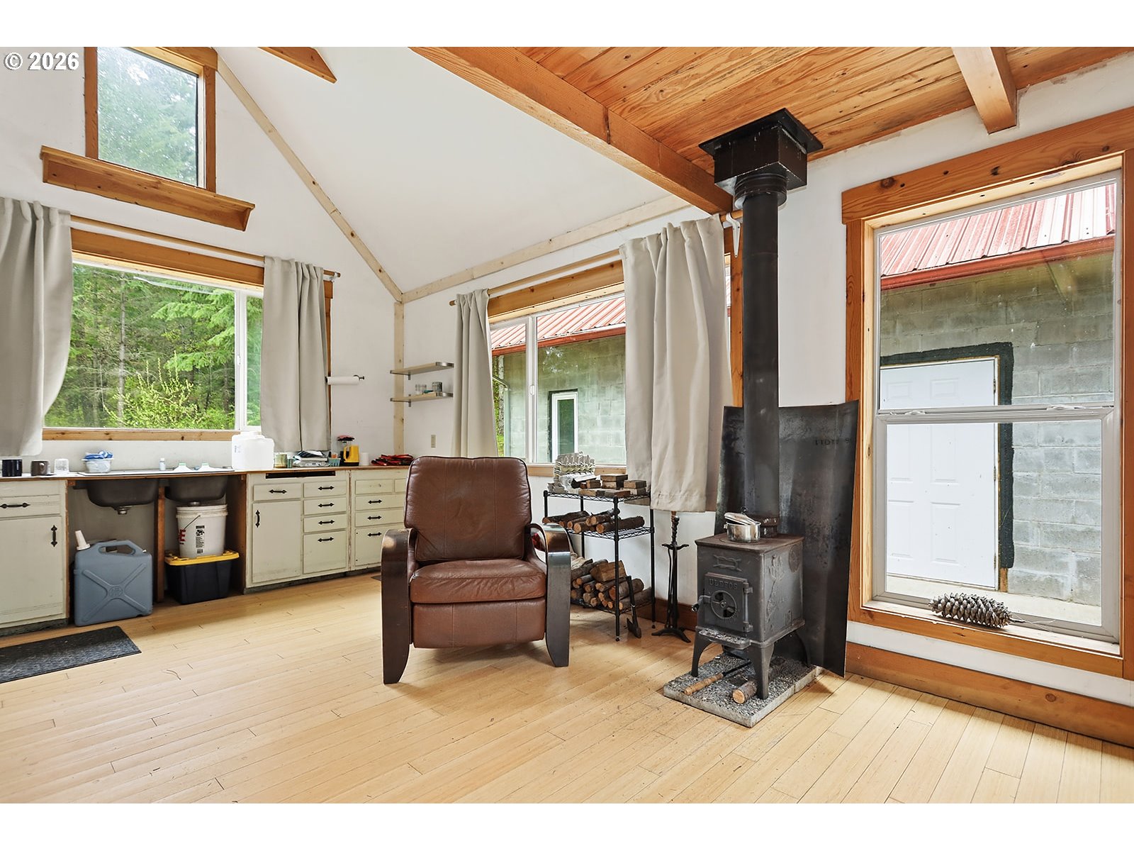 565 Canyon Road Lyle, WA 98635 - Photo 8 of 32