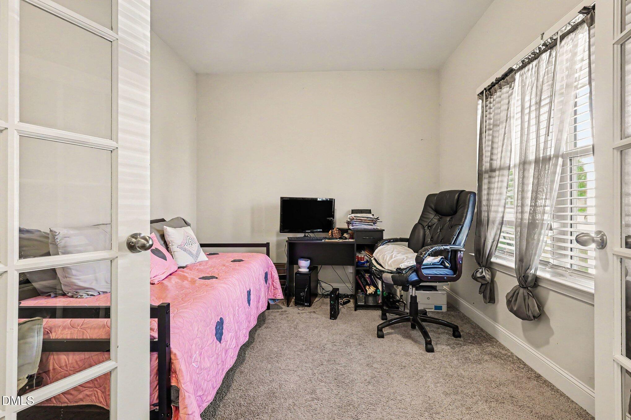 3721 Madeline Way Raleigh, NC 27610 - Photo 20 of 27 022_file_2215