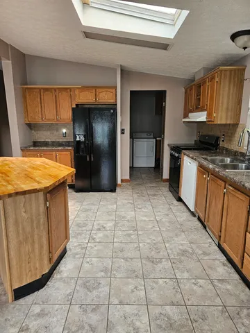 $79,900 | 8581 Springwood Court, Roscoe, IL 61073