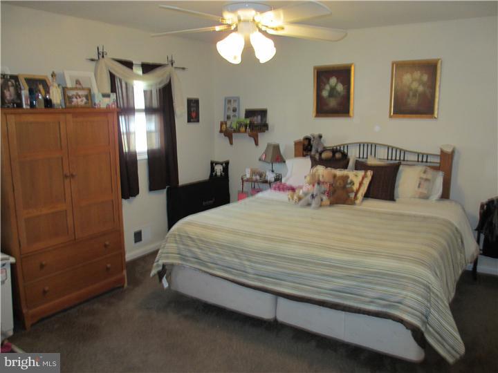 9 Marlon Pond Road Hamilton Square, NJ 08690 - Photo 14 of 25