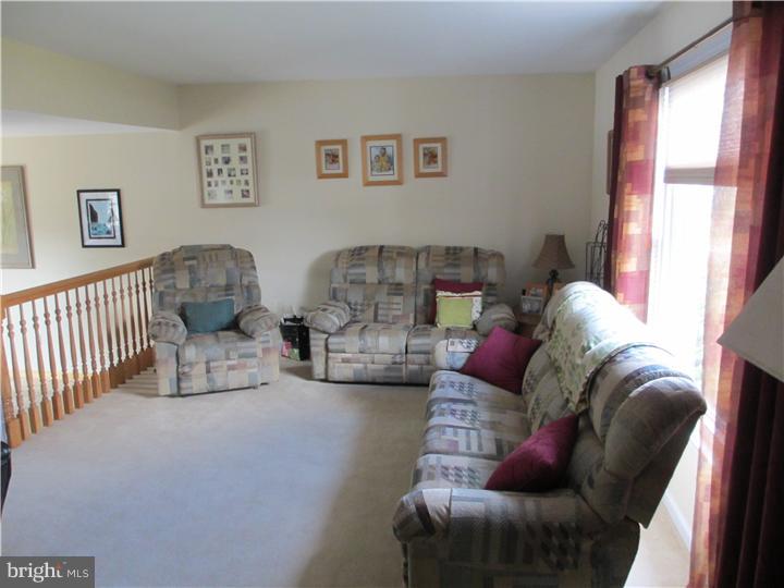 9 Marlon Pond Road Hamilton Square, NJ 08690 - Photo 8 of 25