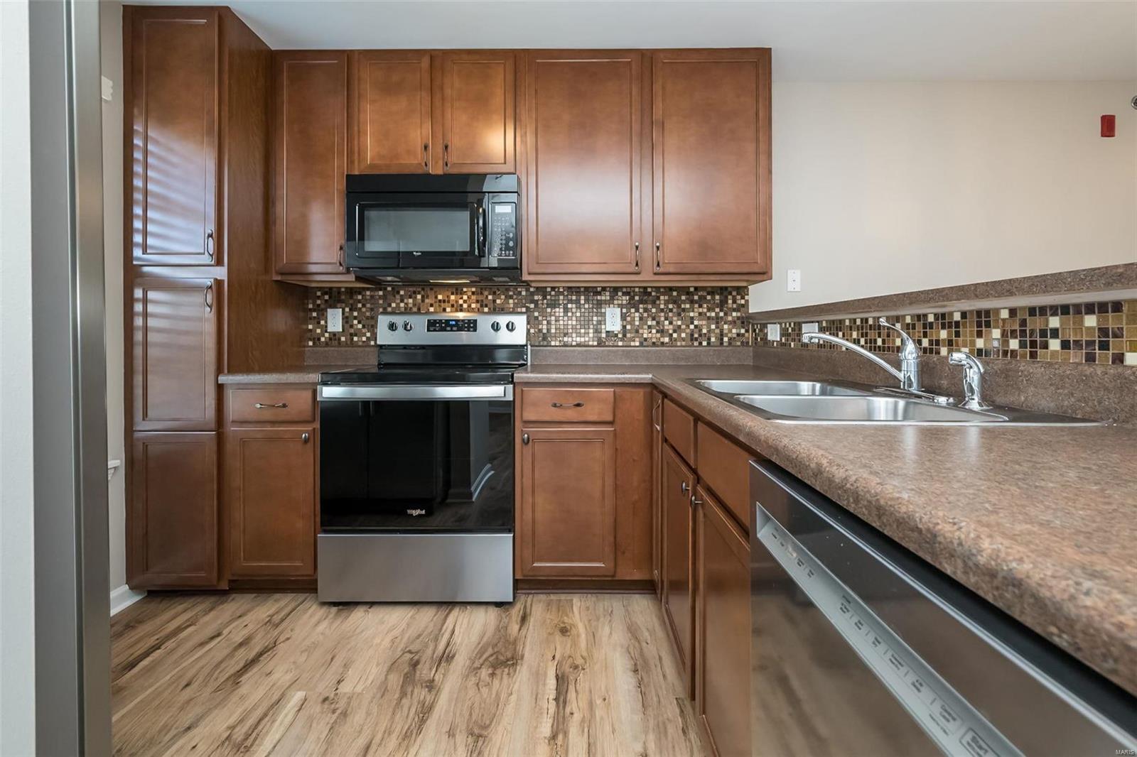 4202 Spring River Drive O'Fallon, MO 63368 - Photo 7 of 16