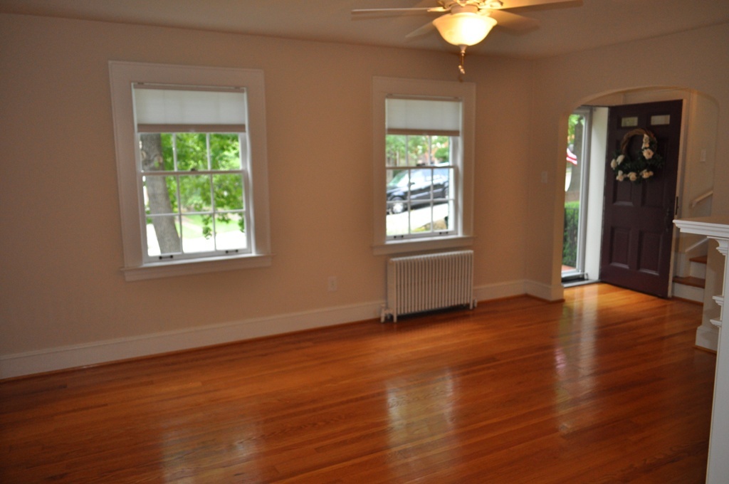 1822 Sheffield Road Southwest Roanoke, VA 24015 - Photo 25 of 49 Living Room