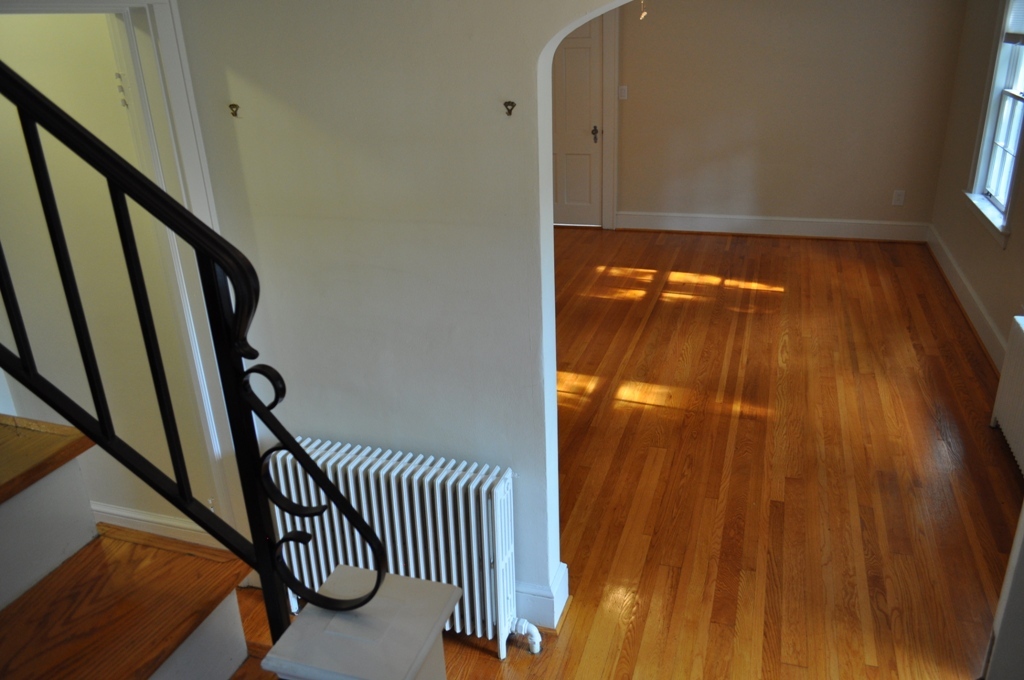 1822 Sheffield Road Southwest Roanoke, VA 24015 - Photo 39 of 49 Steps into Foyer