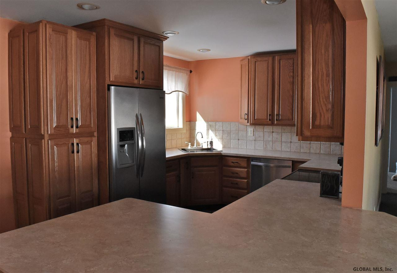 49 Albermarle Road Scotia, NY 12302 - Photo 8 of 23 Photo 8