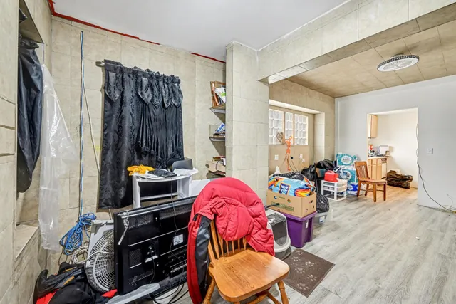 $155,000 | 3345 South 5th Avenue, Minneapolis, MN 55408