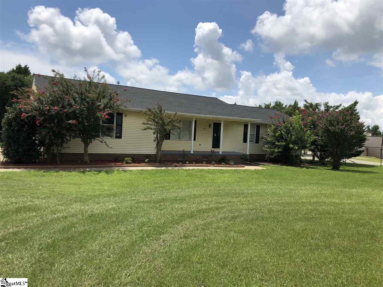 905 Berry Shoals Road Duncan, SC 29334 - Photo 1 of 13 Gallery Image 1