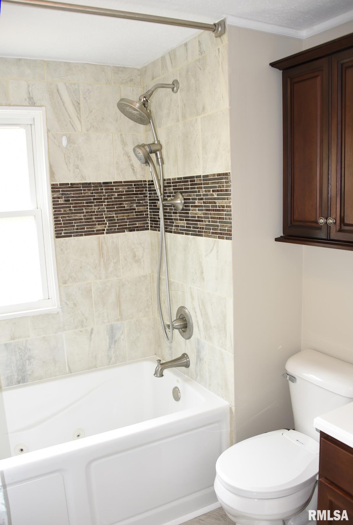 2531 Yale Boulevard Springfield, IL 62703 - Photo 11 of 16 Gallery Image 11
