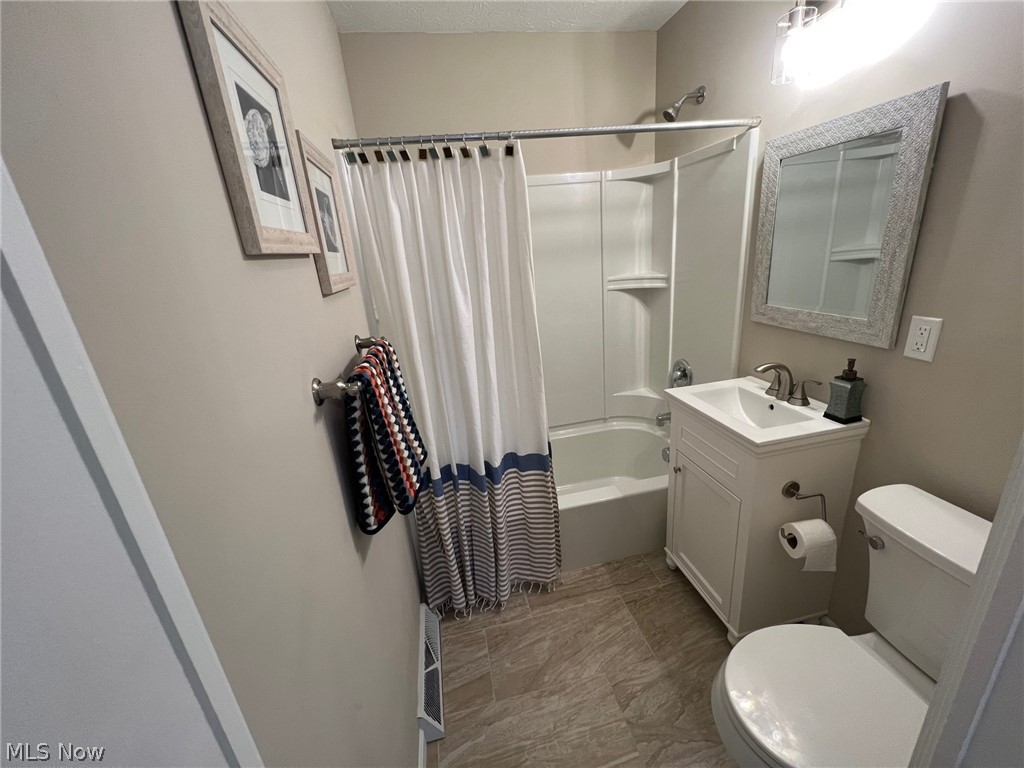 8698 Lynnhaven Road Parma Heights, OH 44130 - Photo 9 of 18