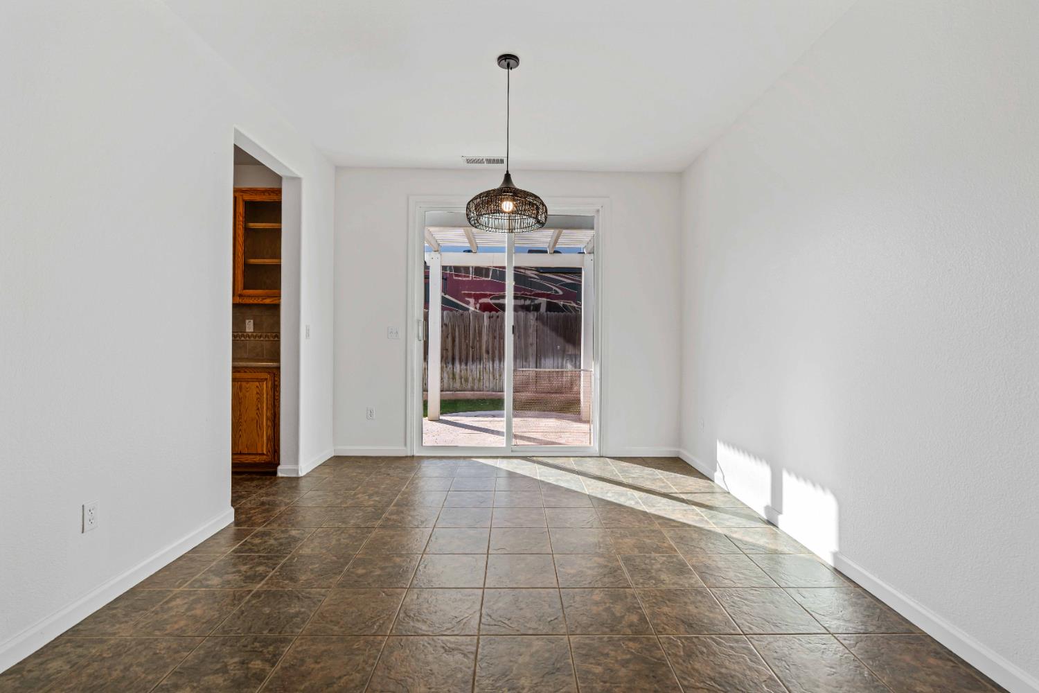 1434 Augusta Pointe Drive Ripon, CA 95366 - Photo 11 of 70
