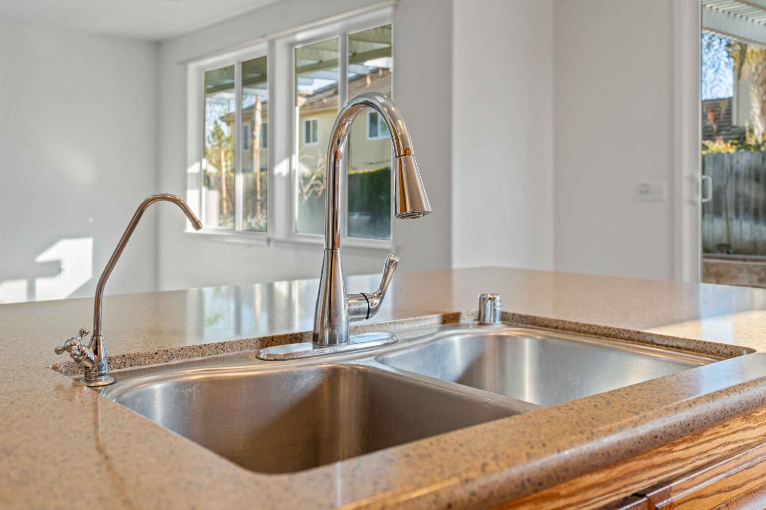 1434 Augusta Pointe Drive Ripon, CA 95366 - Photo 14 of 70