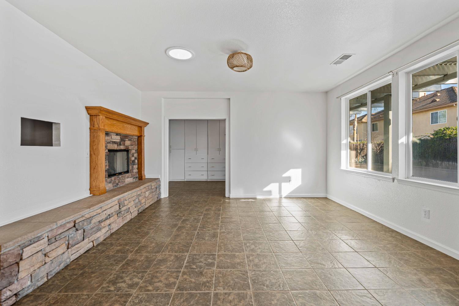 1434 Augusta Pointe Drive Ripon, CA 95366 - Photo 17 of 70