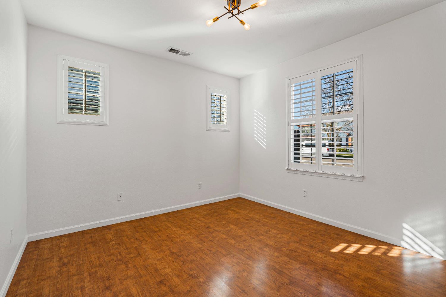 1434 Augusta Pointe Drive Ripon, CA 95366 - Photo 7 of 70