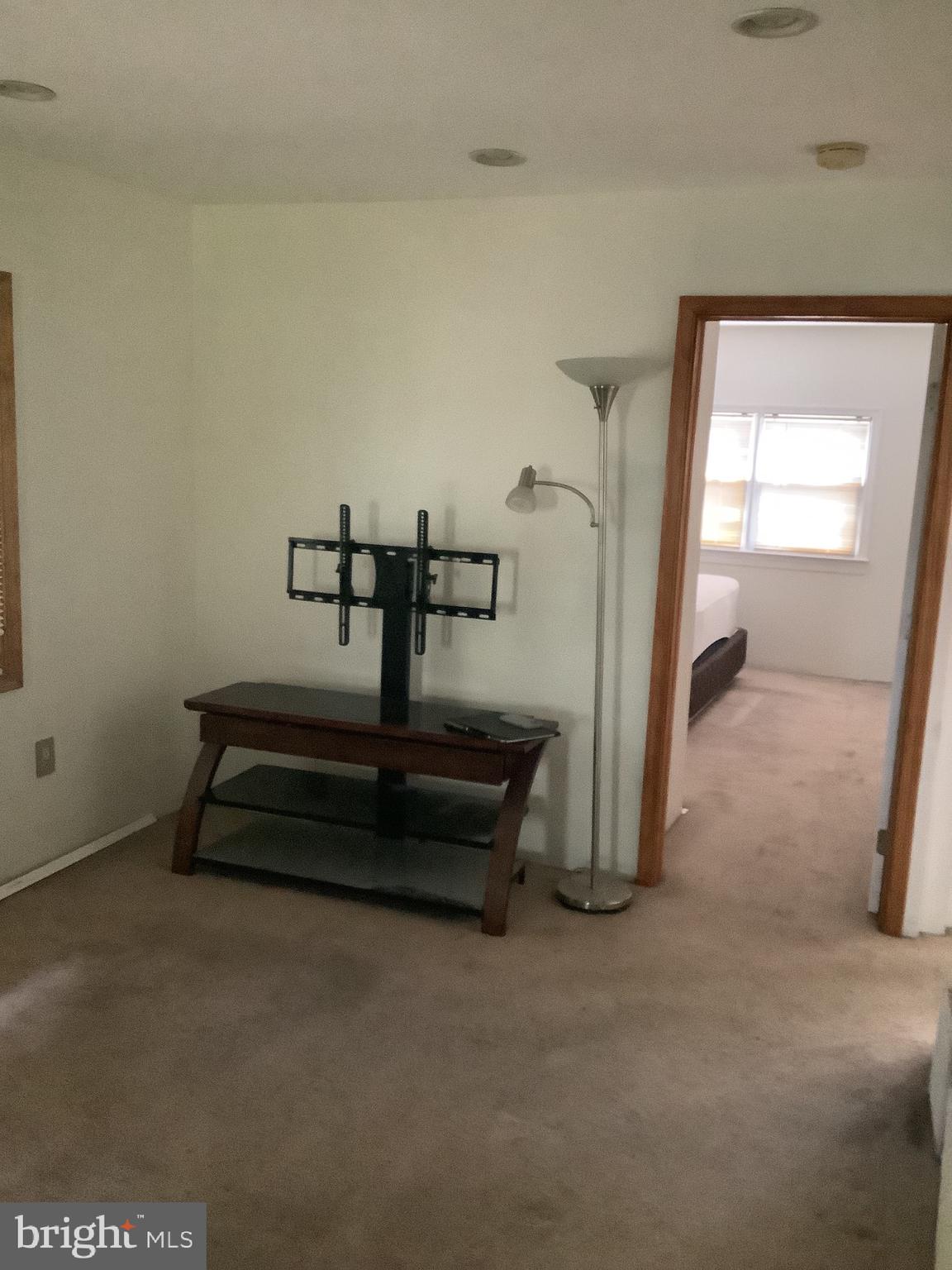 21 Davis Avenue Clementon, NJ 08021 - Photo 5 of 15 a view of entryway