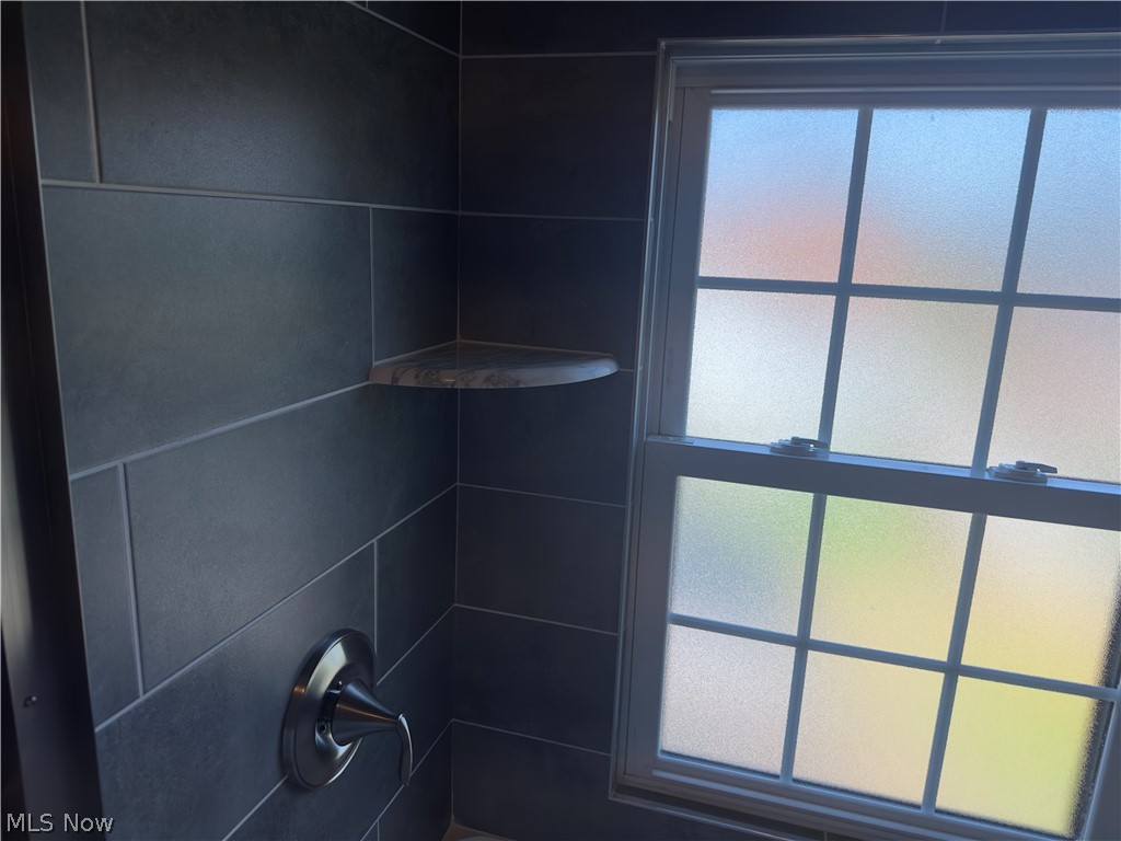 3655 Bainbridge Road Cleveland Heights, OH 44118 - Photo 23 of 43