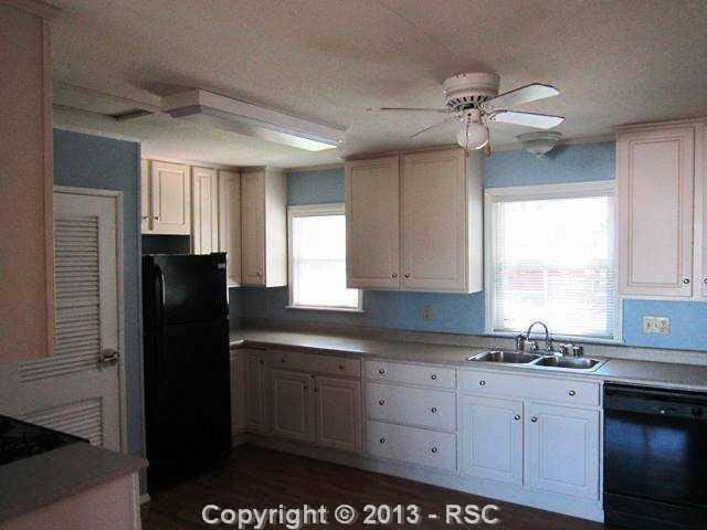1310 East Cheyenne Road Colorado Springs, CO 80905 - Photo 6 of 14 Kitchen from great room