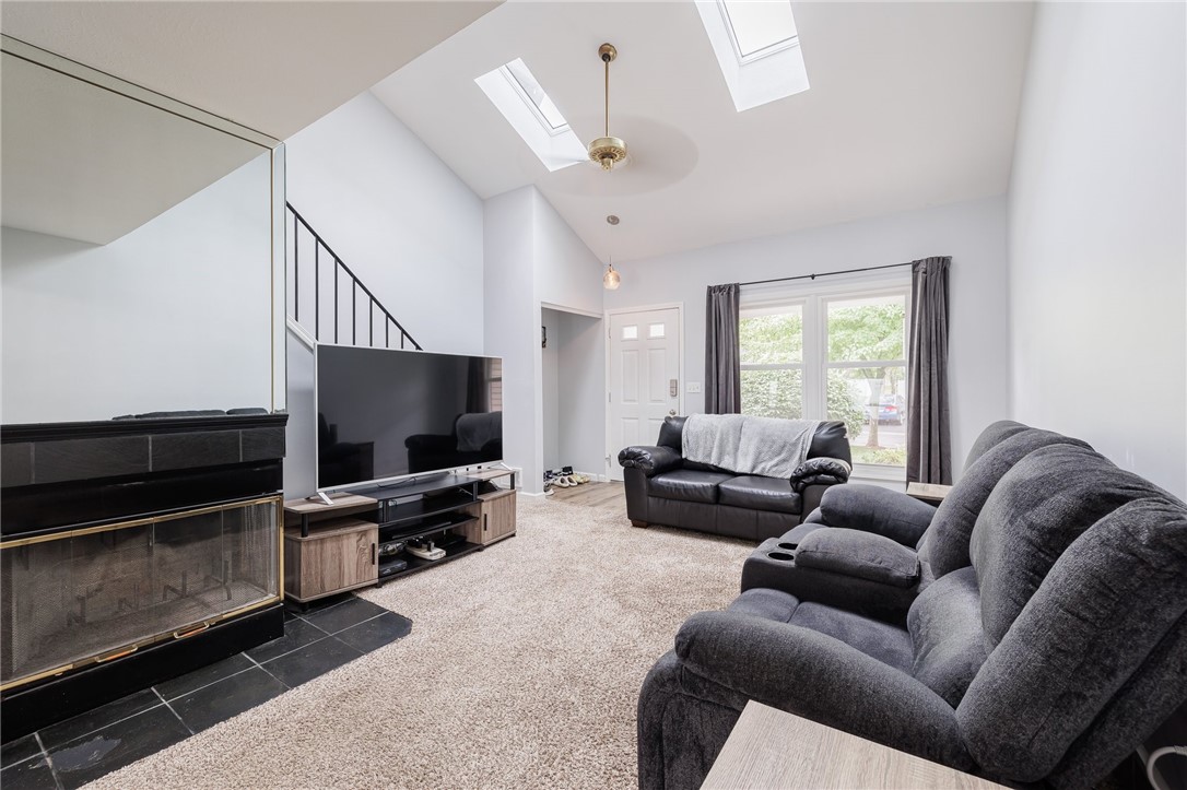 15 Walnut Circle Webster, NY 14580 - Photo 3 of 18