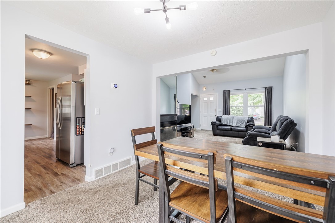 15 Walnut Circle Webster, NY 14580 - Photo 6 of 18