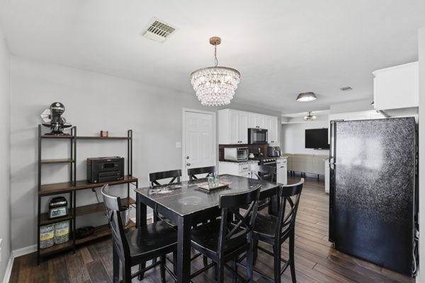 1430 Cedarcrest Lane Bryan, TX 77803 - Photo 6 of 19