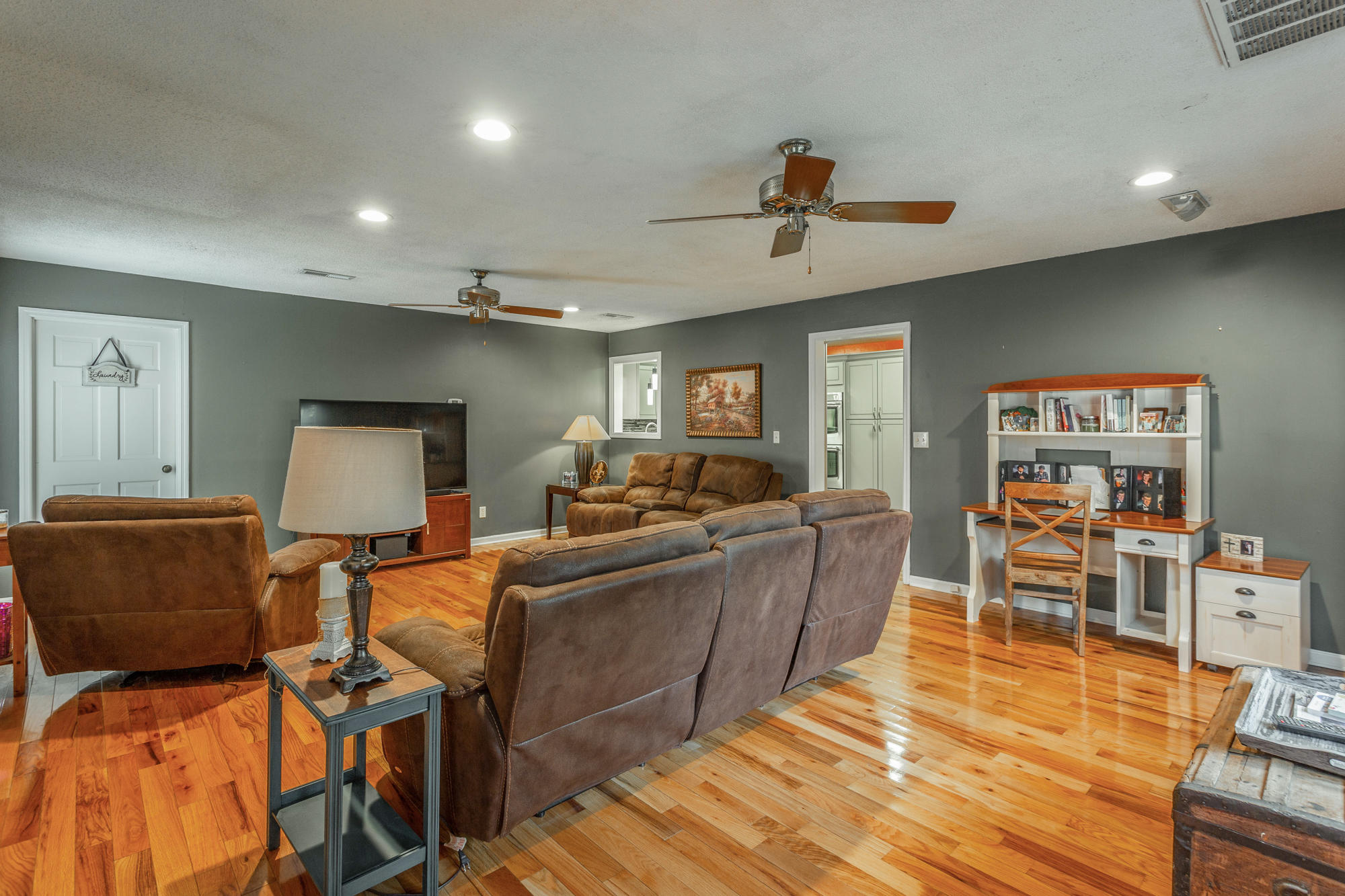 203 Everett Road Ringgold, GA 30736 - Photo 21 of 57 Living room