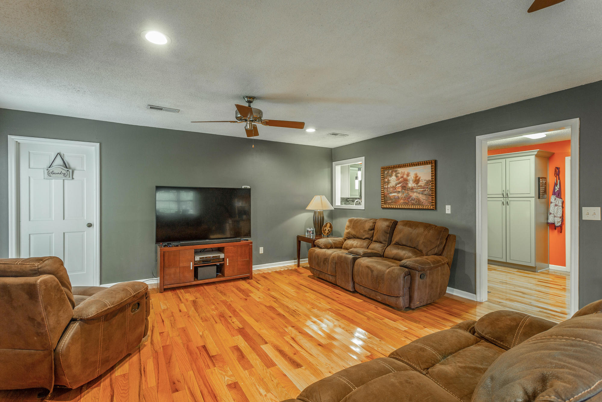 203 Everett Road Ringgold, GA 30736 - Photo 22 of 57 Living room