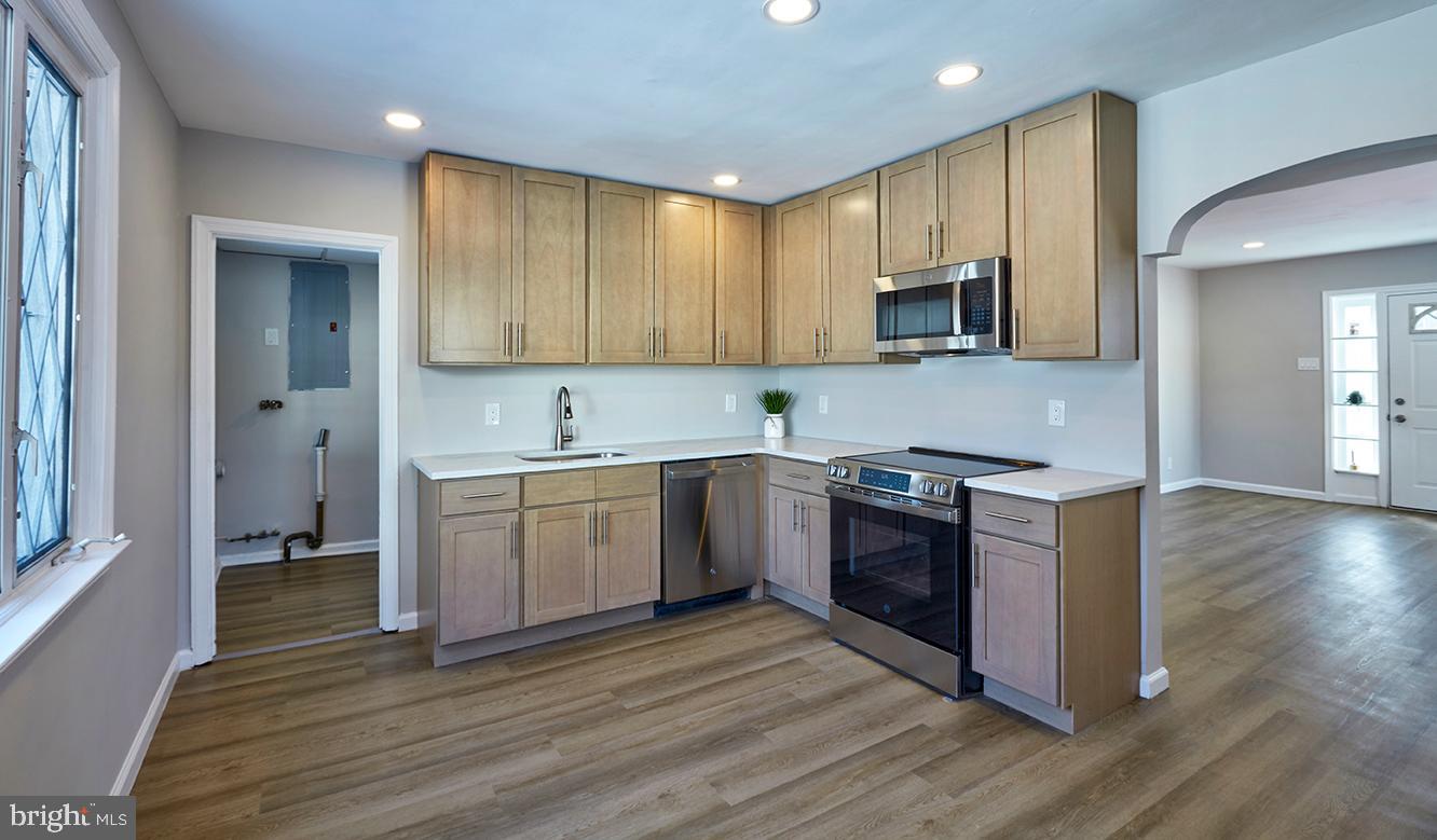 1171 West County Line Road Hatboro, PA 19040 - Photo 6 of 25