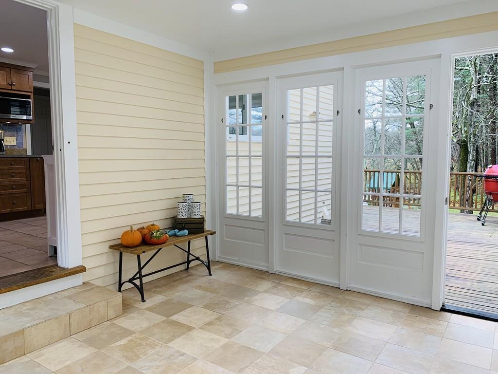 145 Concord Road Wayland, MA 01778 - Photo 21 of 30