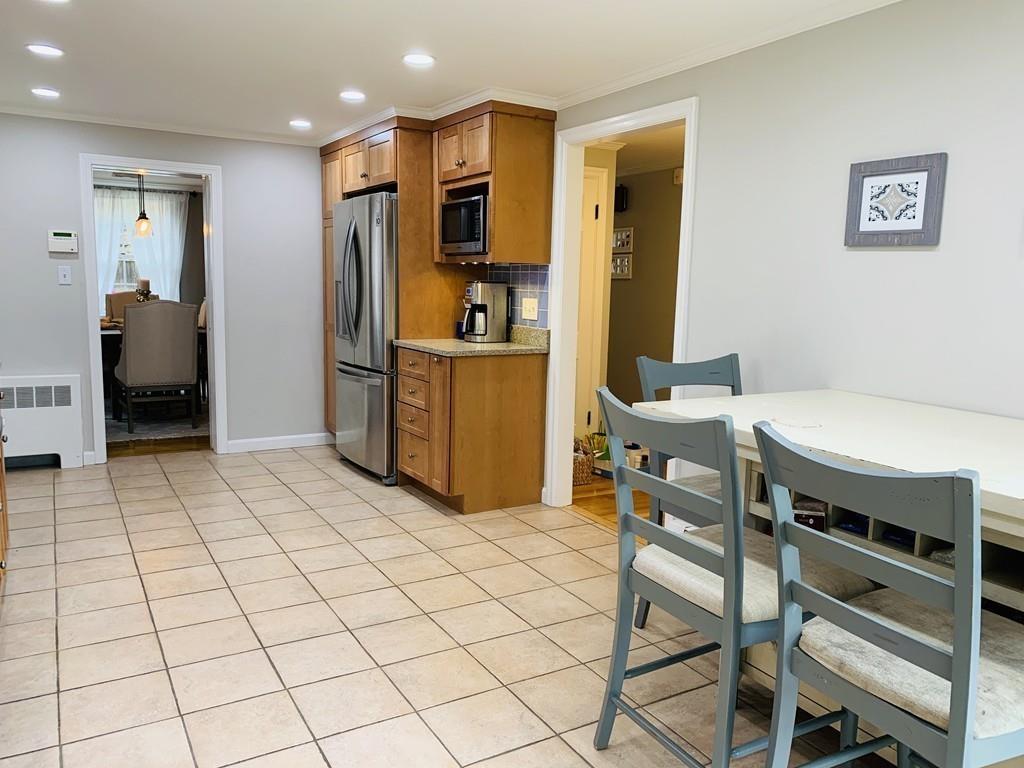 145 Concord Road Wayland, MA 01778 - Photo 10 of 30