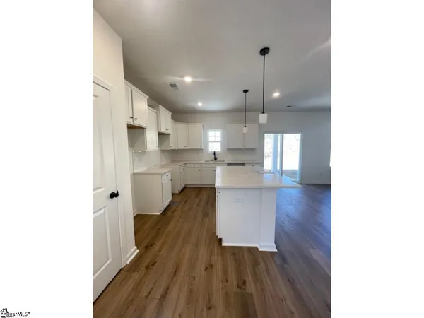 $349,900 | 20 Gateway Drive, Central, SC 29630