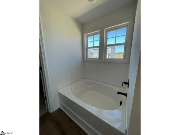 $349,900 | 20 Gateway Drive, Central, SC 29630
