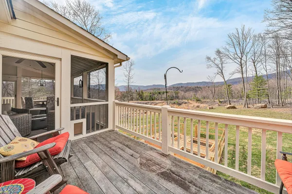 $1,199,000 | 5464 Ridgelea Estates Drive, Roanoke, VA 24018