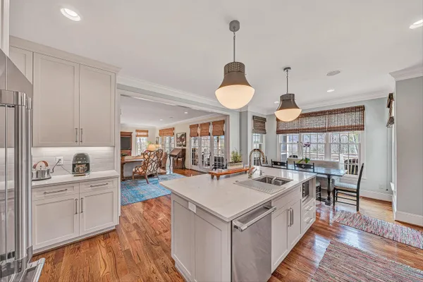 $1,199,000 | 5464 Ridgelea Estates Drive, Roanoke, VA 24018