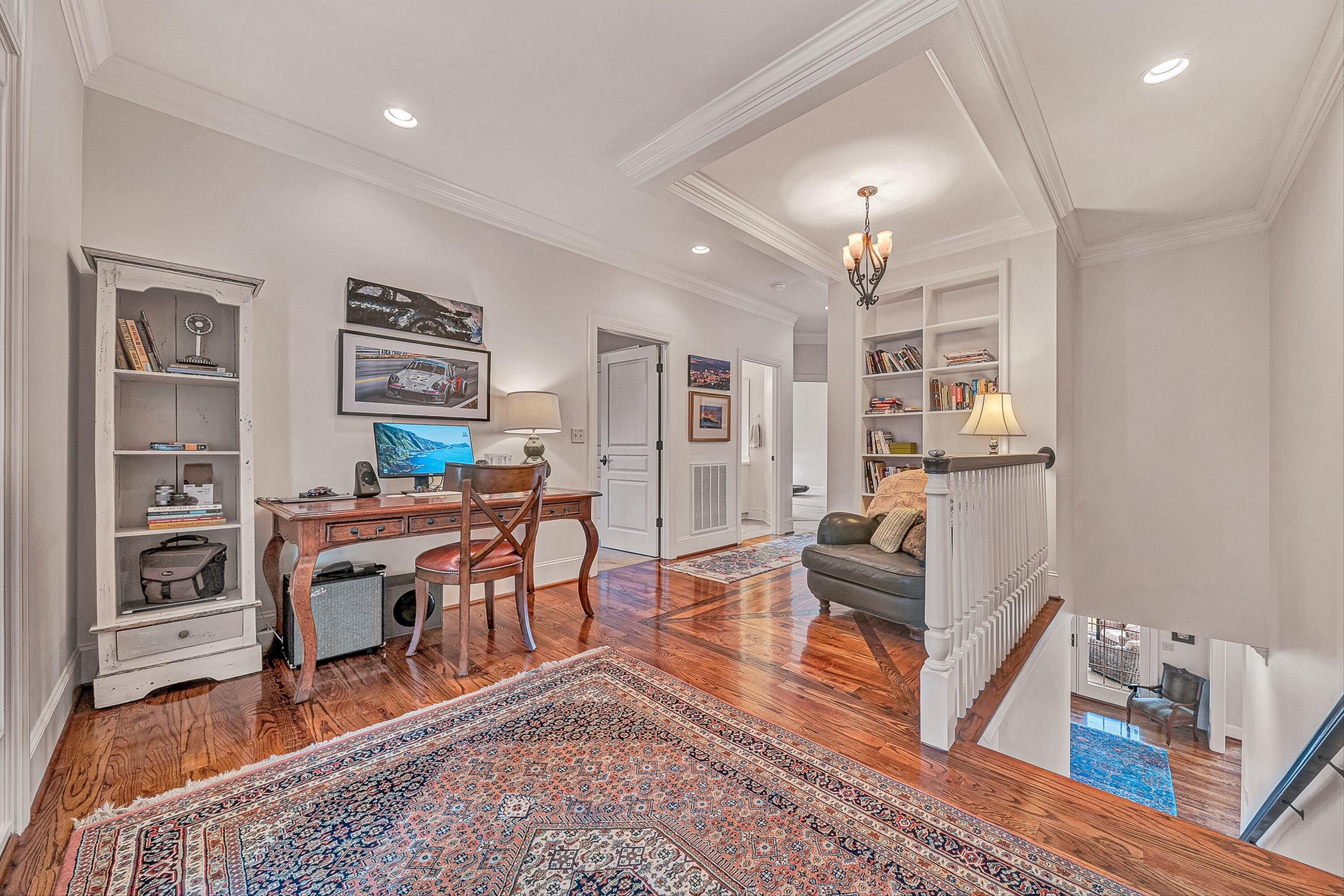 5464 Ridgelea Estates Drive Roanoke, VA 24018 - Photo 39 of 85 a living room with furniture and a wooden floor