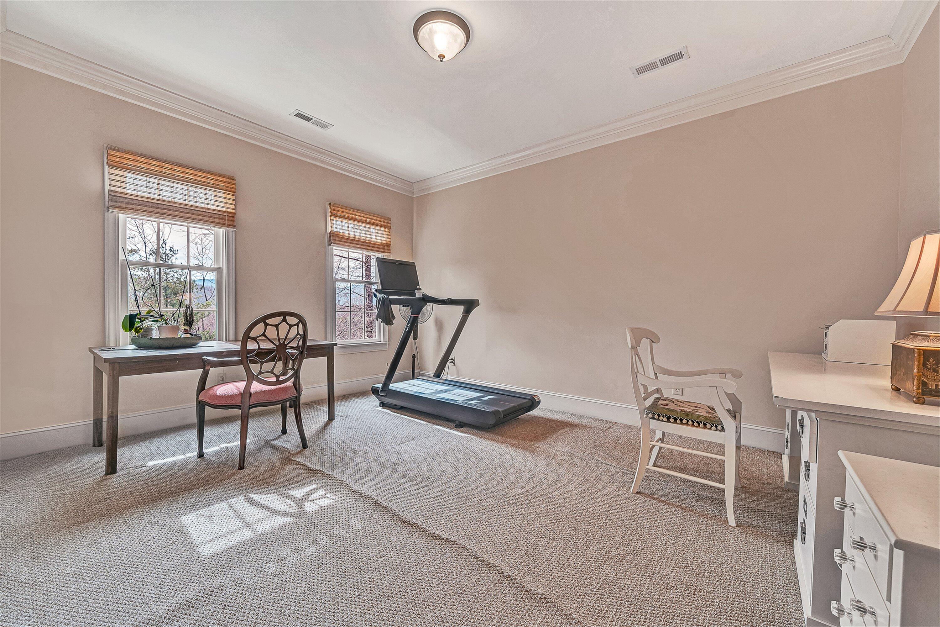 5464 Ridgelea Estates Drive Roanoke, VA 24018 - Photo 59 of 85 Upper bedroom 3