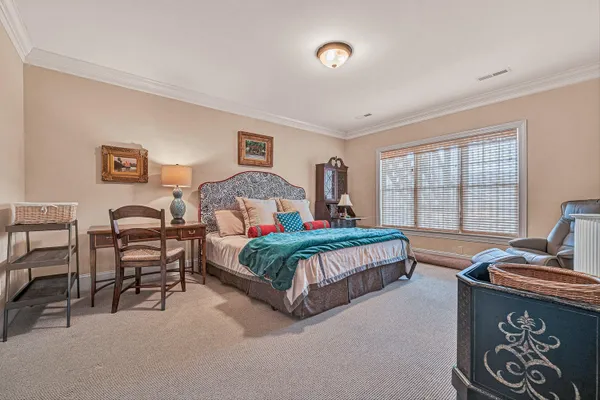 $1,199,000 | 5464 Ridgelea Estates Drive, Roanoke, VA 24018