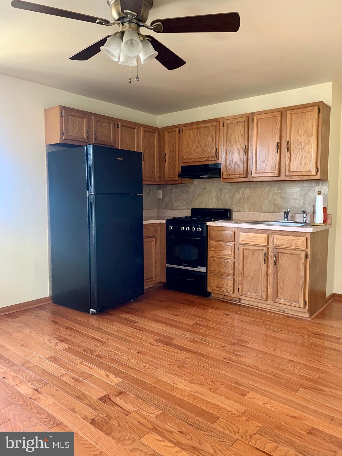 1541 West Porter Street, Unit 3 Philadelphia, PA 19145 - Photo 1 of 9