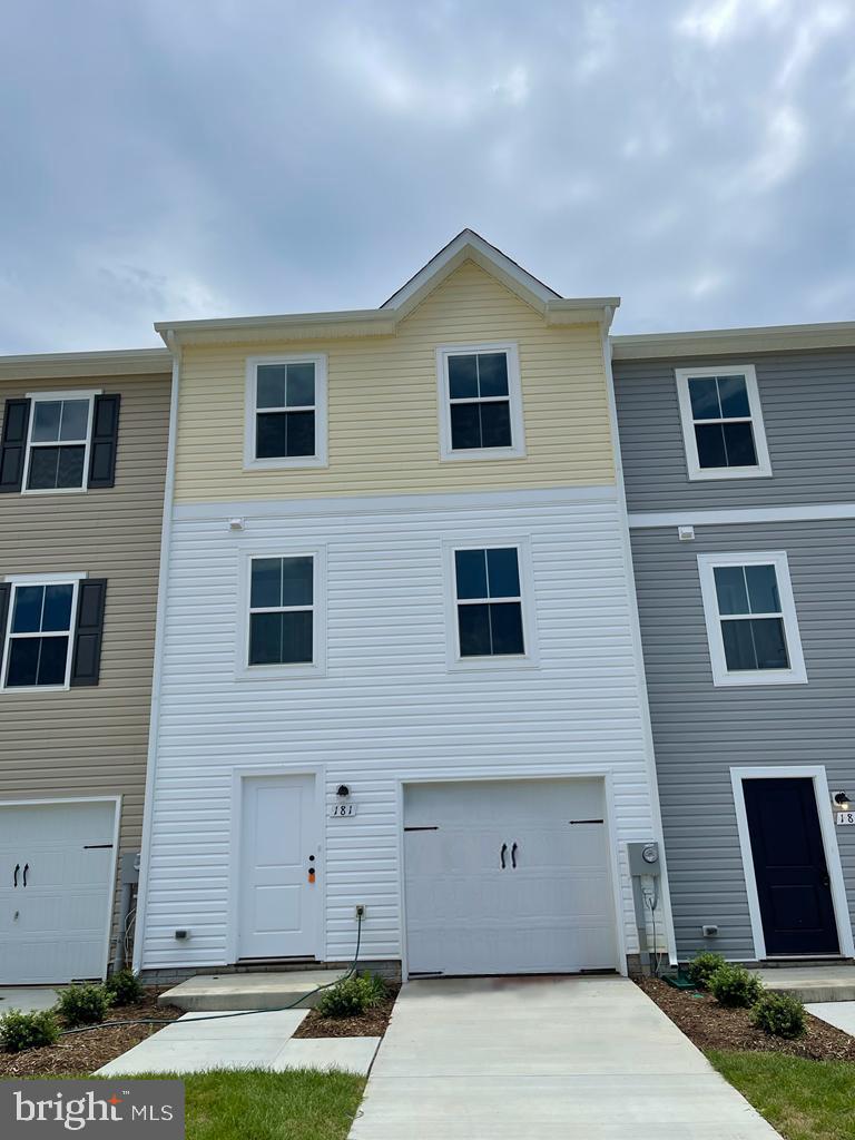 181 Rerdiz Road Hedgesville, WV 25427 - Photo 1 of 25
