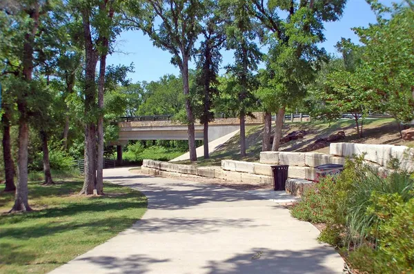 $500,000 | 6810 Lee Meadow Drive, Frisco, TX 75035