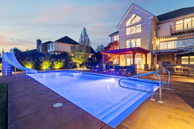 a view of outdoor space with seating space